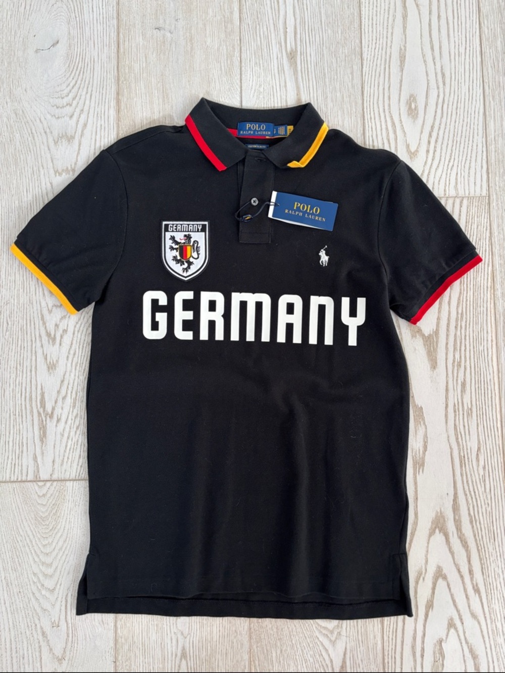 Polo Ralph Lauren men’s size small Germany polo.